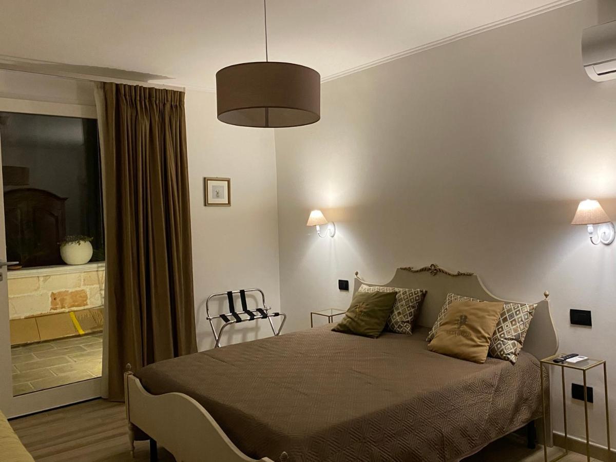 B&B Villa Gallo Torre Squillace Exterior photo